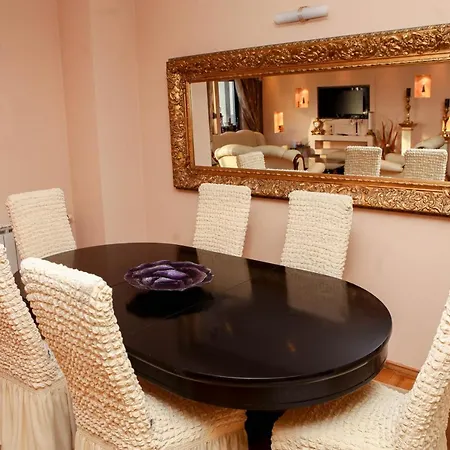 Ugodan I Luksuzan Appartement *