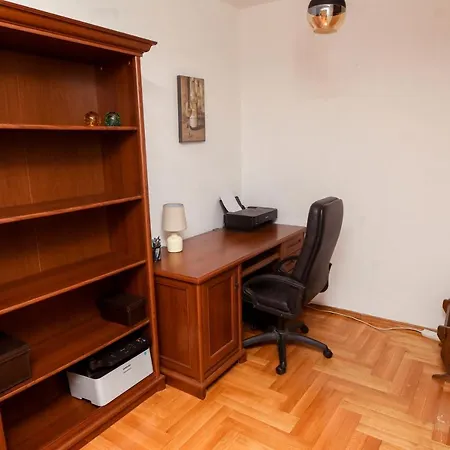 Ugodan I Luksuzan Apartment